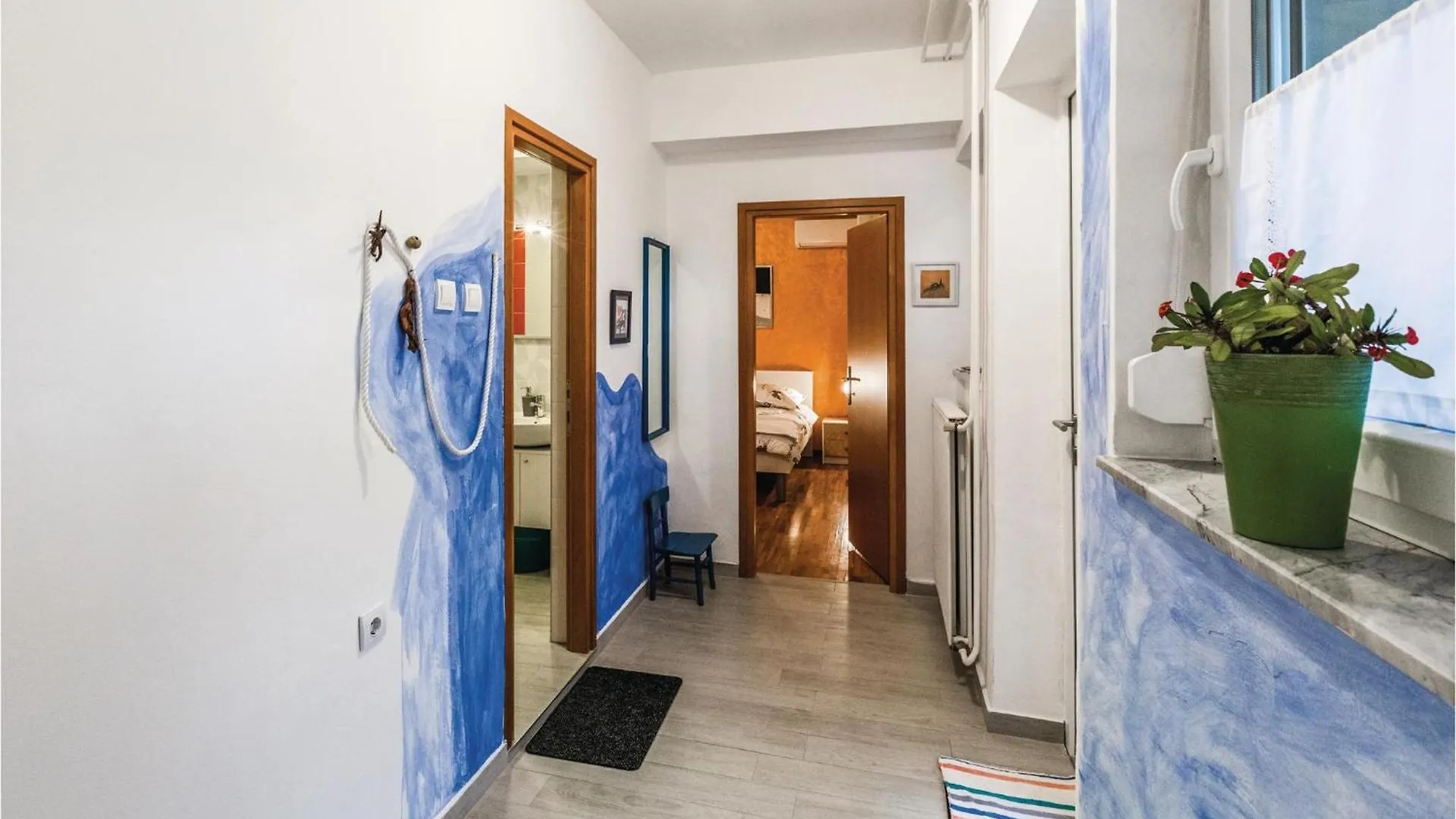 Nice Apartment In Umag With Kitchen