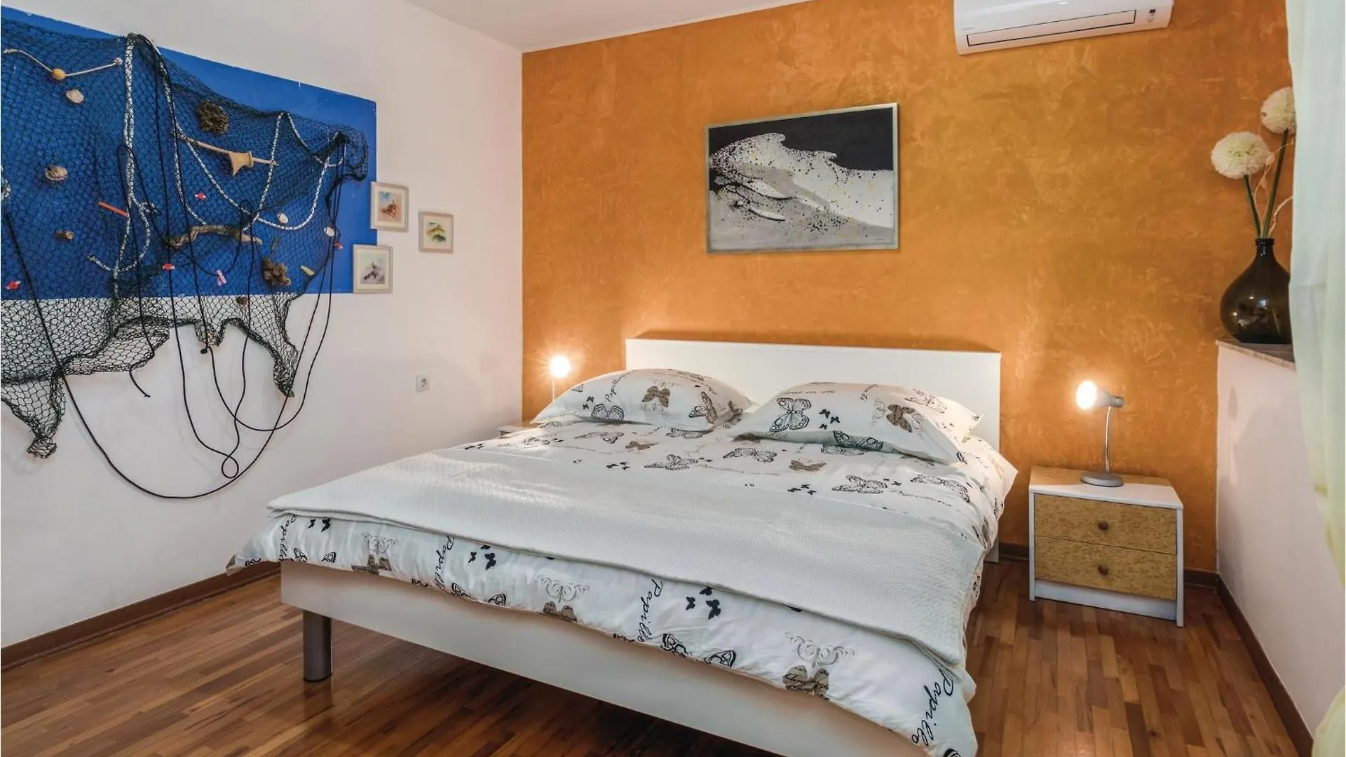 Nice Apartment In Umag With Kitchen Kroatië